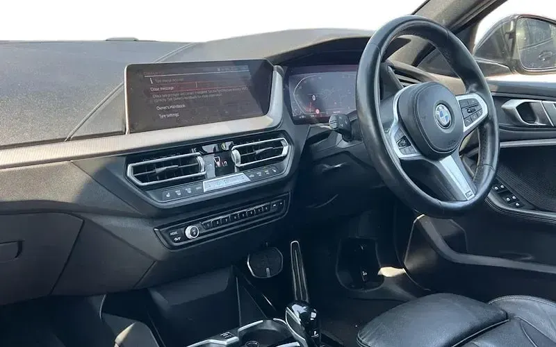 Used BMW 118 M Sport 150 HP (110 kW) 2021 Black Hatchback
