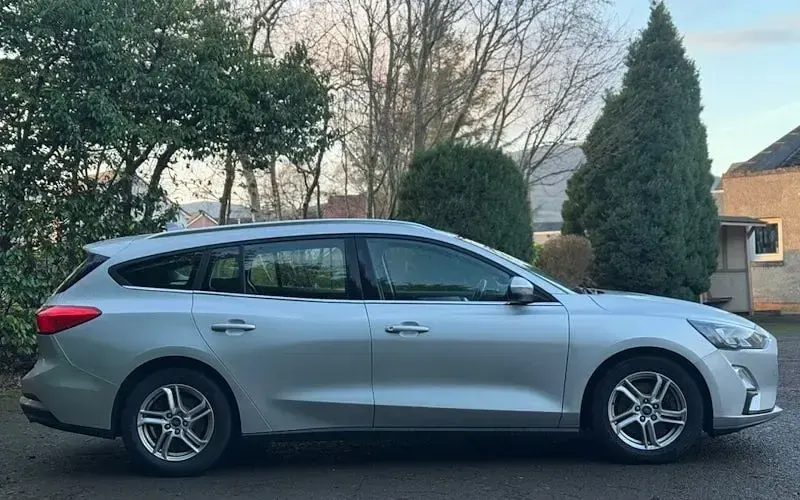Used Ford Focus Zetec 95 HP (69 kW) 2020 Estate