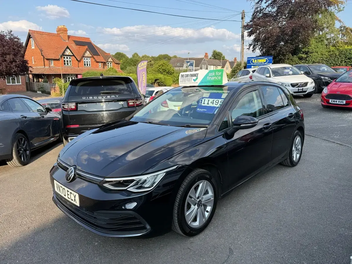 Used VW Golf VII Life 150 HP (110 kW) 2020 Black Hatchback