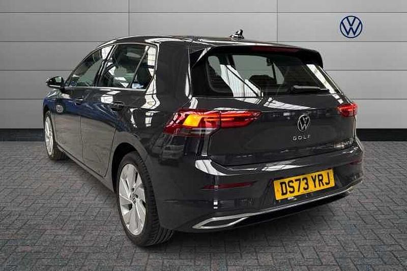 Used VW Golf VIII 150 HP (110 kW) 2023