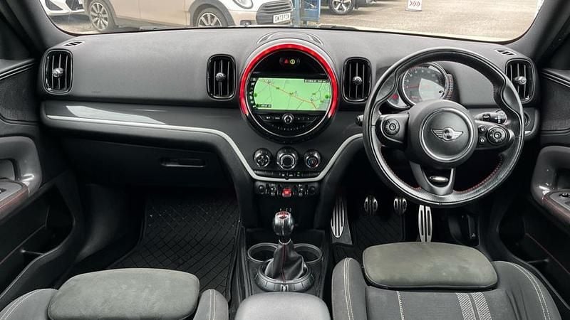 Used Mini John Cooper Works Countryman 228 HP (167 kW) 2017 Green SUV