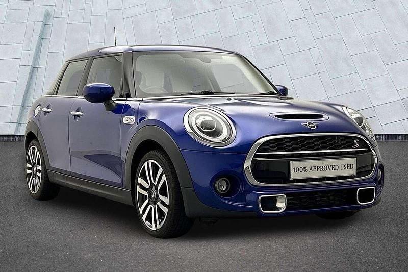 Blue Used 2019 Mini Cooper S Exclusive Hatchback | £18,495 (Fair price) - Image 1/4