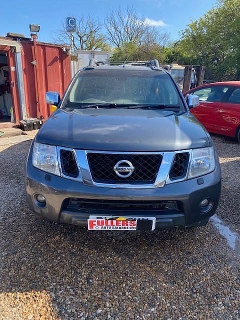Usado Nissan Navara Tekna 2010 Gris Pickup/Camioneta