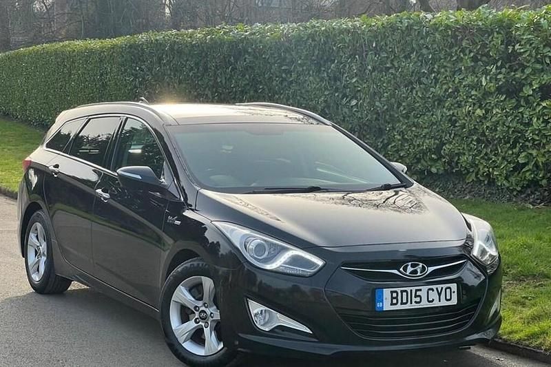 Used Hyundai i40 Premium 136 HP (100 kW) 2015 Black Estate
