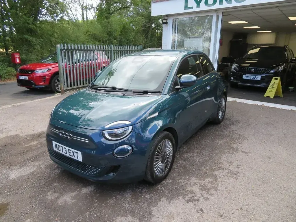 Used Fiat 500e 86 kW (118 HP) 2023 Green Hatchback