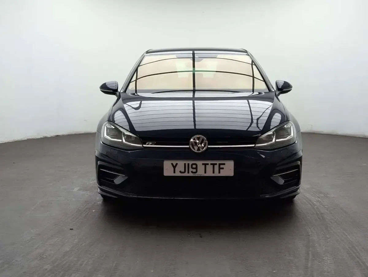 Used VW Golf VII R-line 150 HP (110 kW) 2019 Blue Hatchback