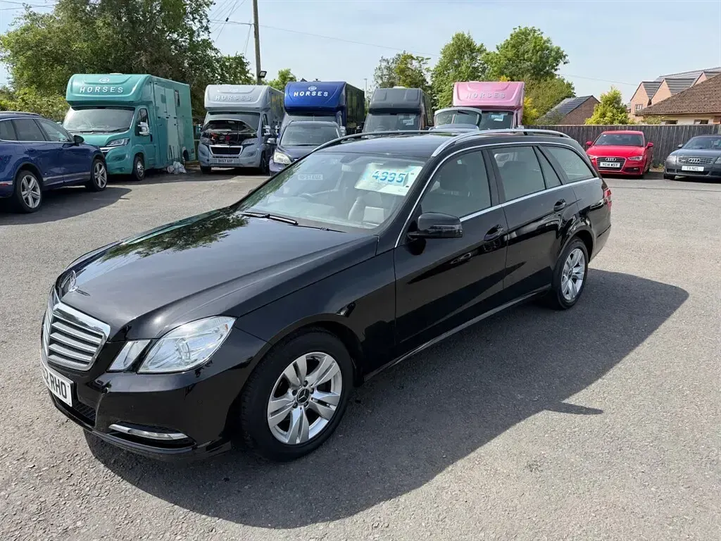 Used Mercedes E220 SE 2012 Black Estate