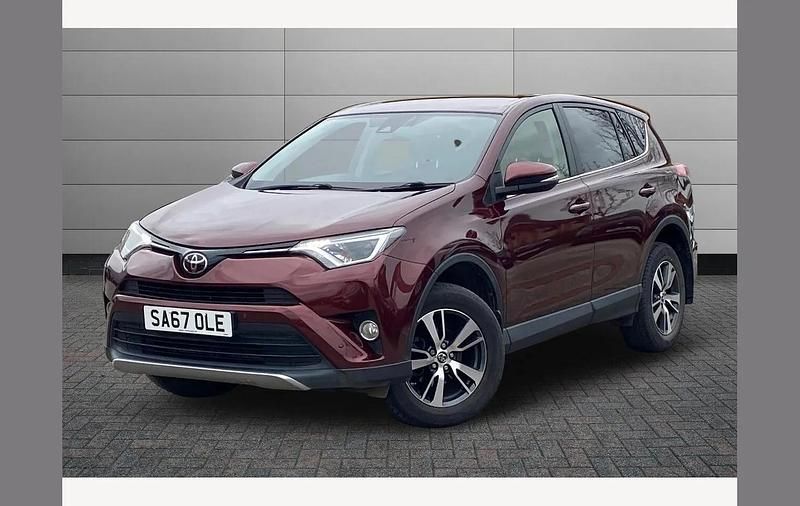 Used Toyota RAV4 Business Edition 143 HP (105 kW) 2017 Red SUV