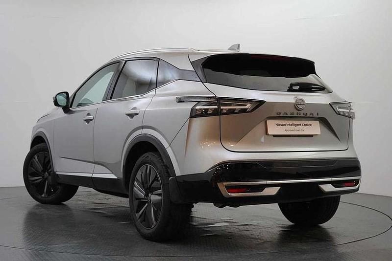 Used Nissan Qashqai Tekna 138 HP (101 kW) 2025 Silver SUV