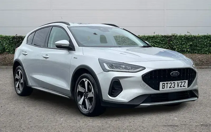 Gebraucht Ford Focus Active 125 PS (91 kW) 2023 Kleinwagen