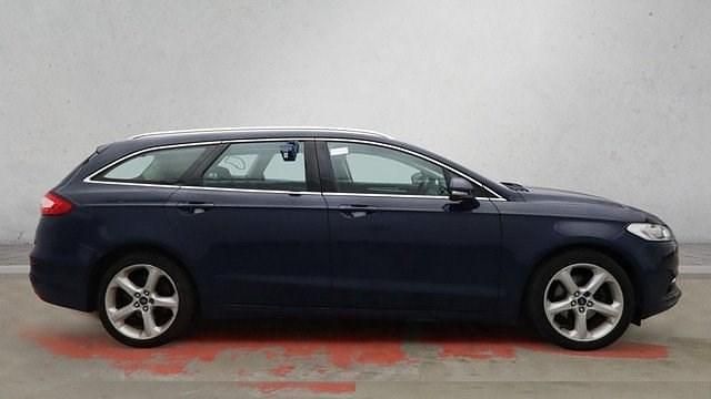 Used Ford Mondeo Titanium 180 HP (132 kW) 2017 Blue Estate