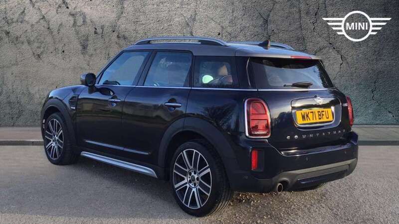 Used Mini Cooper Countryman Exclusive 134 HP (98 kW) 2021 Black SUV