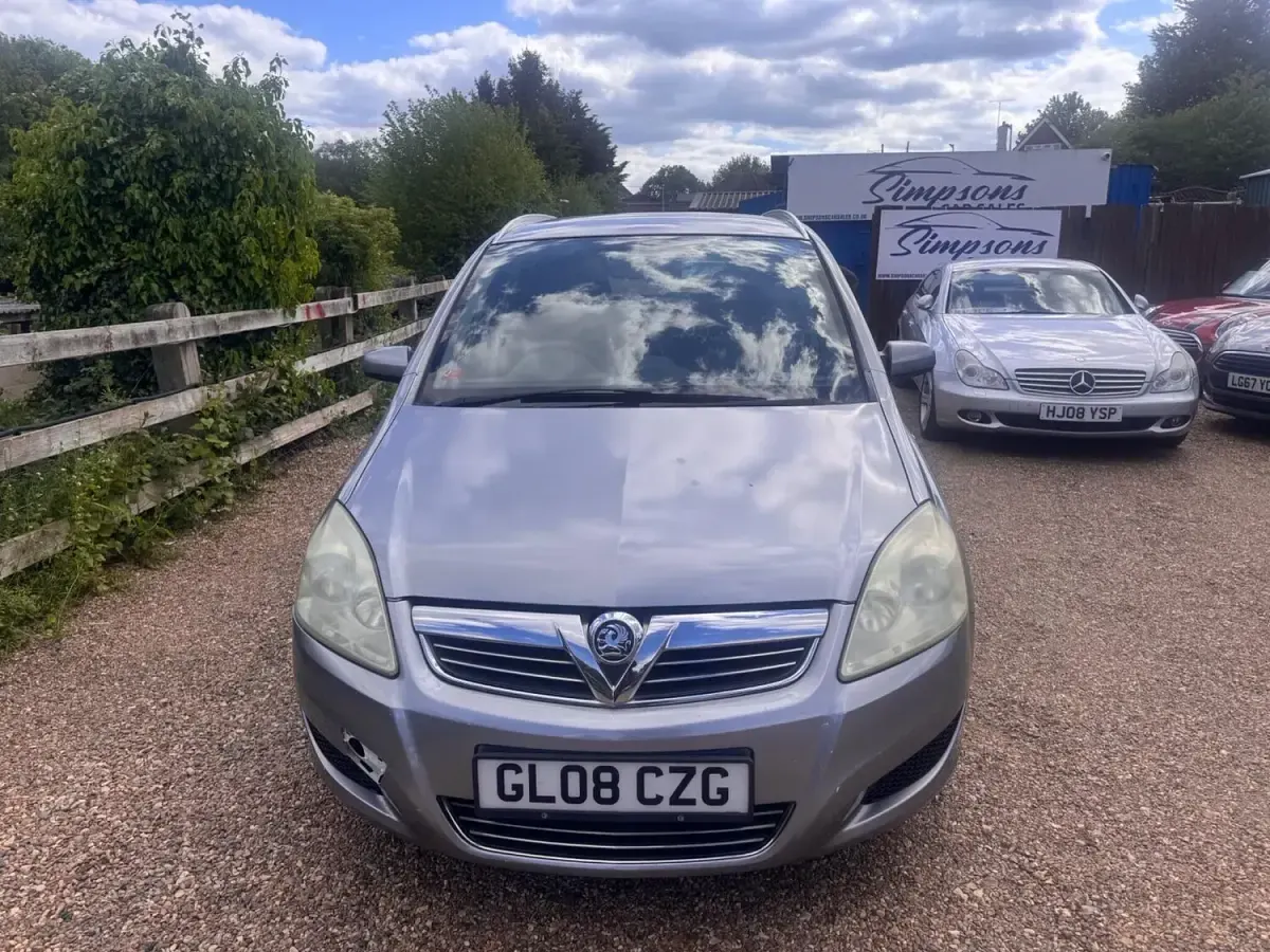 Used Vauxhall Zafira 105 HP (77 kW) 2008 Silver MPV