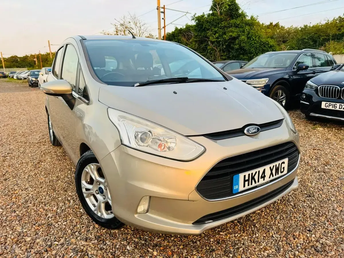 Used Ford B-MAX Zetec 2014 Silver MPV