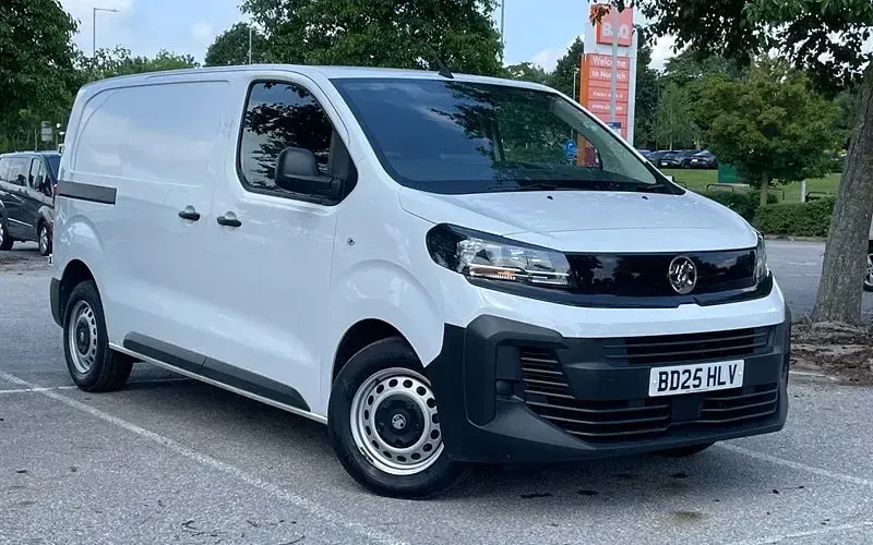 Used Vauxhall Vivaro 120 HP (88 kW) 2026 MPV