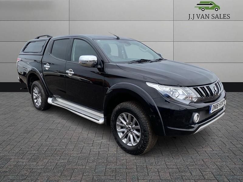 Black Used 2018 Mitsubishi L200 Pickup | £10,995 (Good price) - Image 1/4