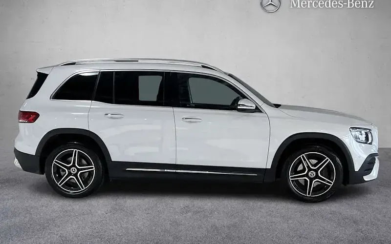 Used Mercedes GLB200 AMG line 163 HP (119 kW) 2023 SUV