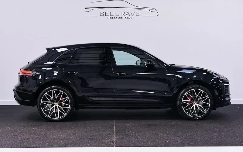 Used Porsche Macan 265 HP (194 kW) 2025 SUV