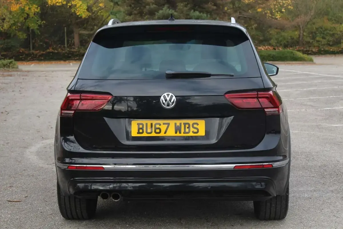 Used VW Tiguan R-line 147 HP (108 kW) 2017 Black SUV