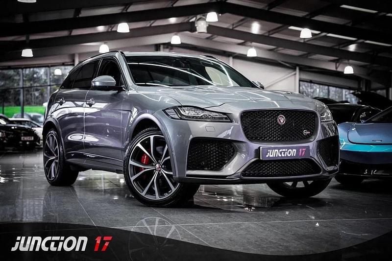 Second-hand Jaguar F-Pace Supercharged 550 CP (404 kW) 2019 Gri SUV