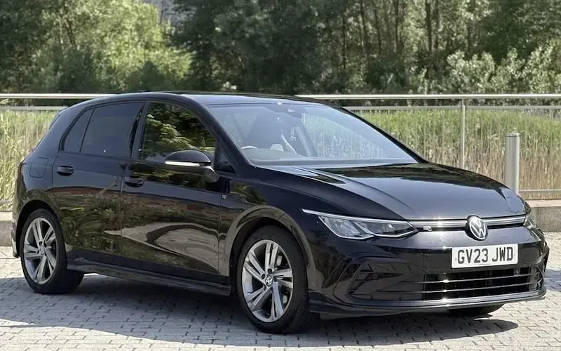 Used VW Golf VIII R-line 150 HP (110 kW) 2023 Hatchback