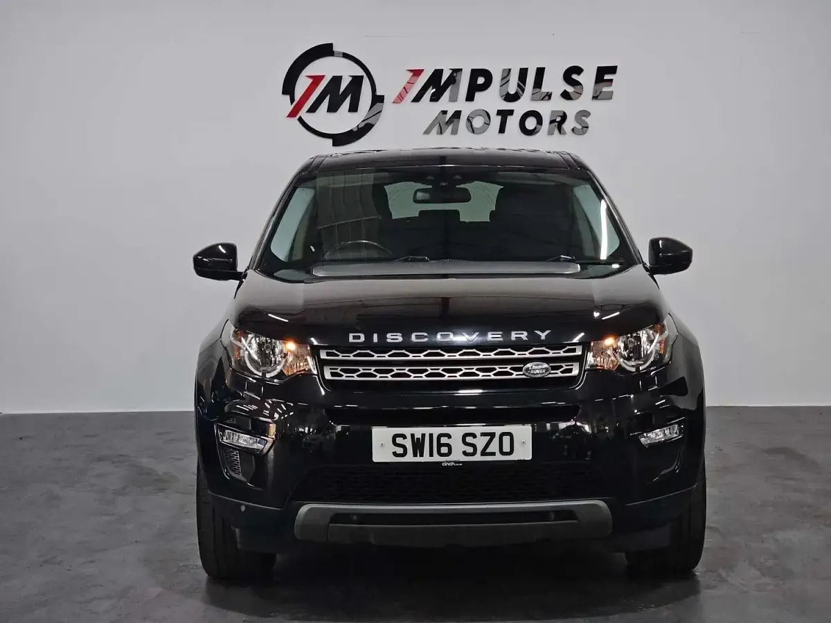 Used Land Rover Discovery Sport SE 150 HP (110 kW) 2016 Black SUV