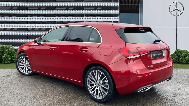 Used Mercedes A180 Executive 136 HP (100 kW) 2022 Red Hatchback