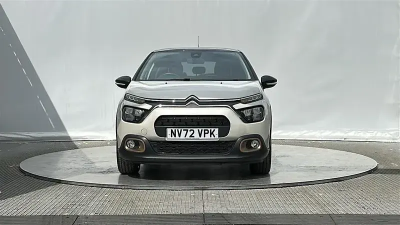 Used Citroën C3 PureTech 110 HP (80 kW) 2023 Beige Hatchback