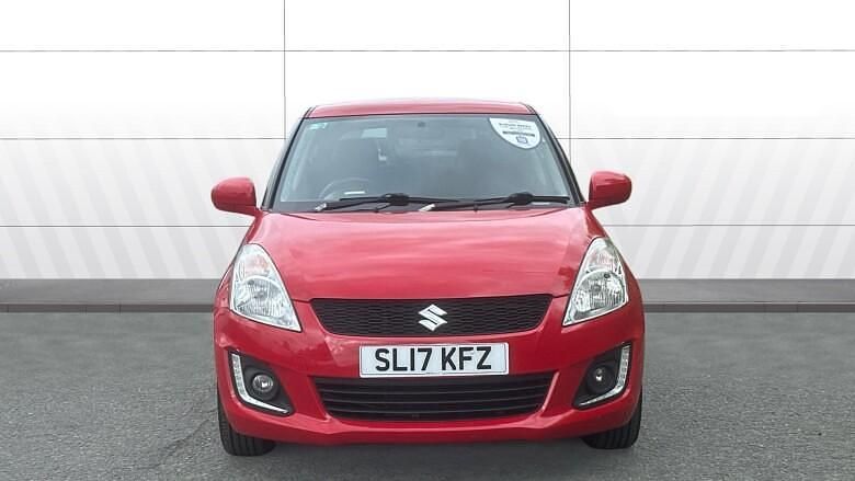 Usado Suzuki Swift SZ-L 94 HP (69 kW) 2017 Vermelho Citadino