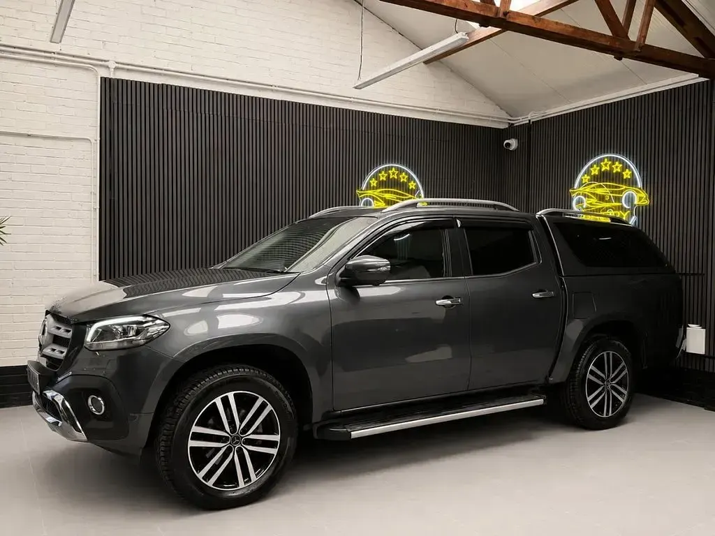 Used Mercedes X250 2018 Grey Pickup