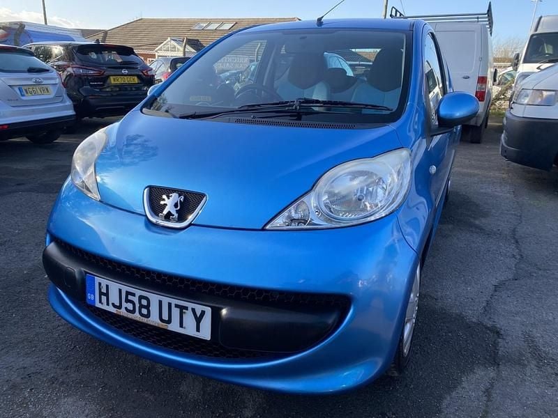 Used Peugeot 107 Urban Move 68 HP (50 kW) 2008 Blue Hatchback