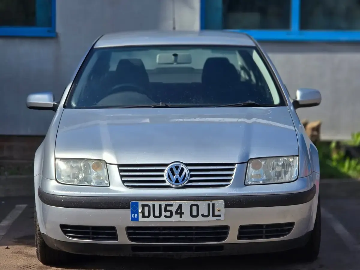 Used VW Bora S 2004 Silver Sedan