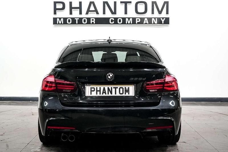 Begagnad BMW 335 Efficient Dynamics 2018 Svart Sedan