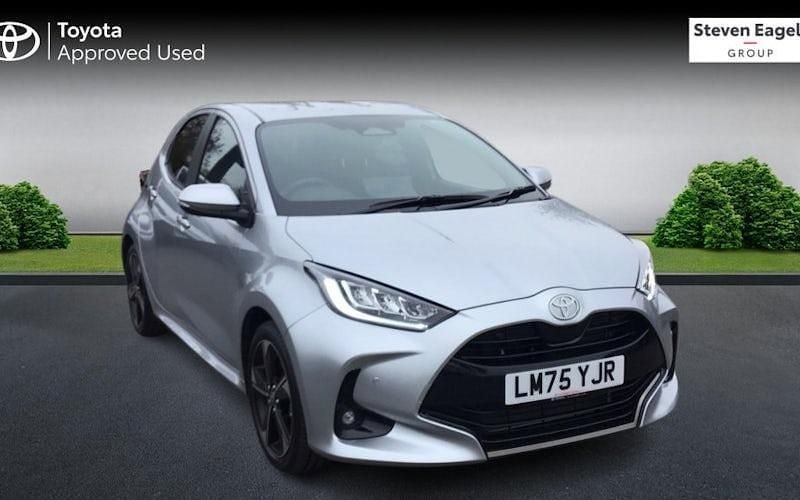 Usado Toyota Yaris Hybrid 131 CV (96 kW) 2026 Utilitario