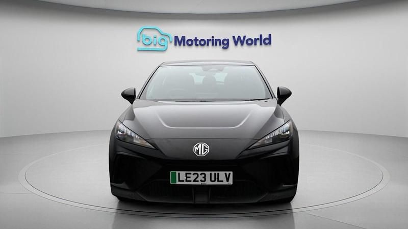 Used MG MG4 EV SE 319 kW (435 HP) 2023 Black Hatchback