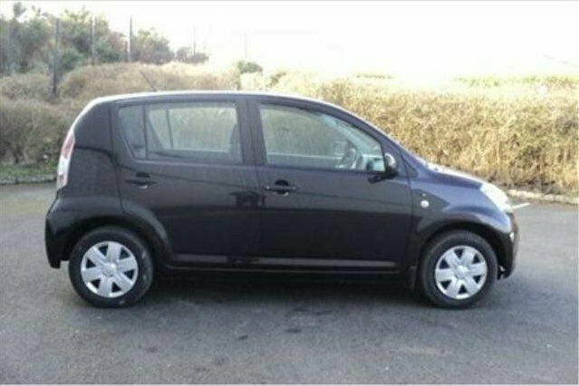 Used Daihatsu Sirion 2010 Hatchback