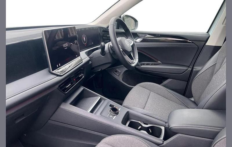 Used VW Tiguan Match 150 HP (110 kW) 2025 Silver SUV