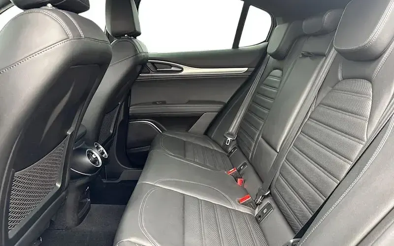 Used Alfa Romeo Stelvio Veloce 280 HP (205 kW) 2022 SUV