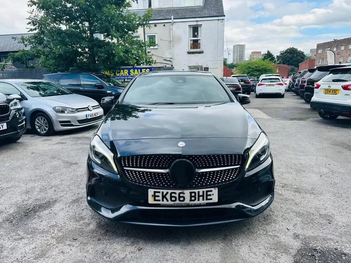 Used Mercedes A200 AMG Line Premium 136 HP (100 kW) 2016 Black Hatchback
