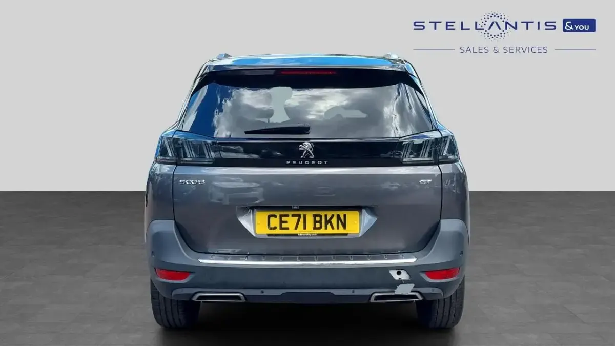 Used Peugeot 5008 Premium 129 HP (94 kW) 2021 Grey SUV
