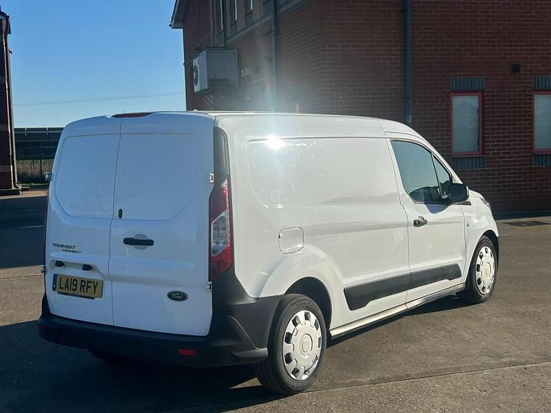 Used Ford Transit Connect 100 HP (73 kW) 2019 White MPV