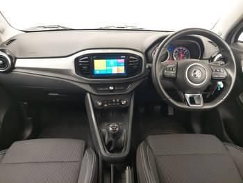 Used MG MG3 Exclusive 106 HP (77 kW) 2023 White Hatchback