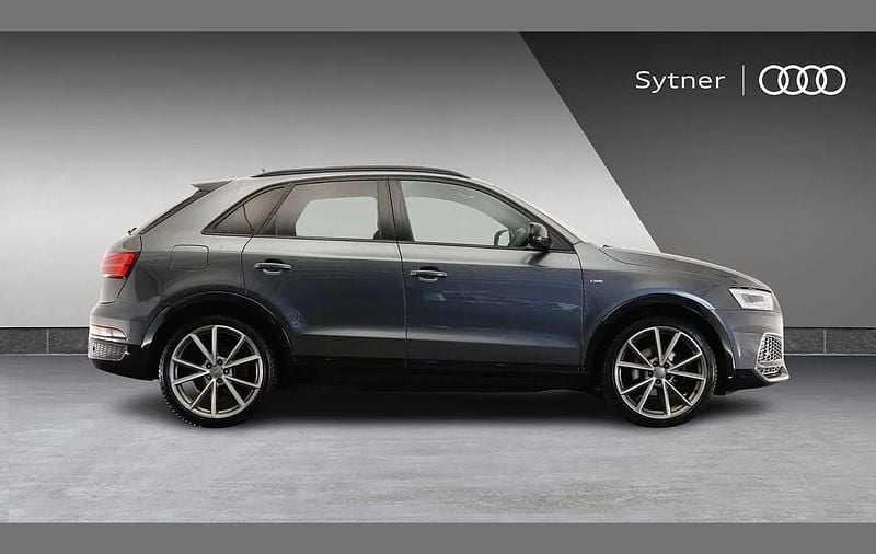Usado Audi Q3 Black Edition 177 HP (130 kW) 2018 Cinzento SUV