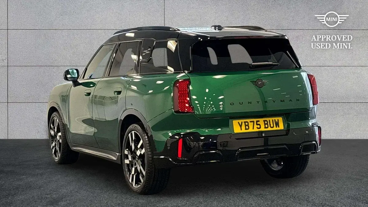Used Mini Countryman 168 HP (123 kW) 2025 Green SUV