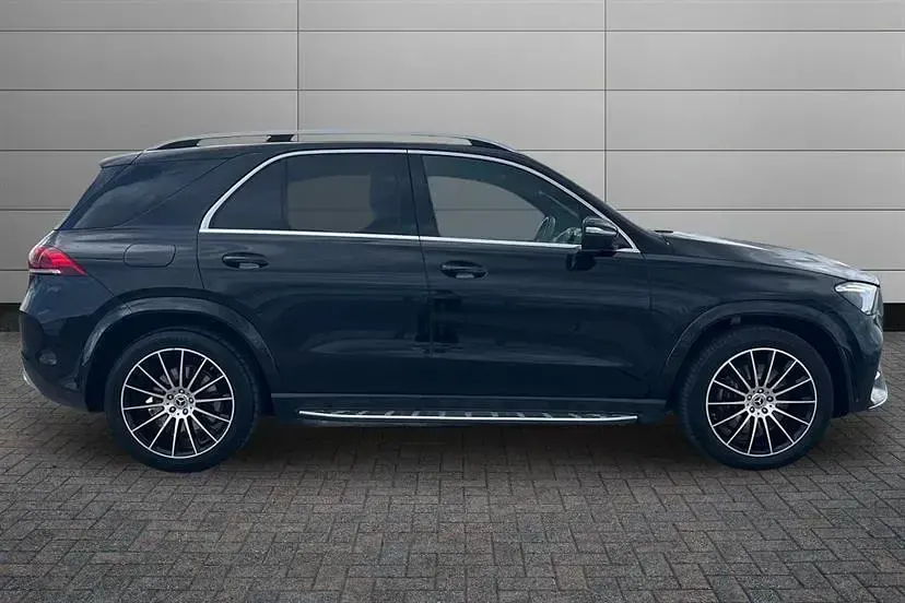 Used Mercedes GLE400 AMG line 330 HP (242 kW) 2022 Obsidian black SUV