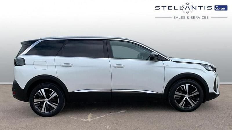 Used Peugeot 5008 GT 129 HP (94 kW) 2021 White SUV