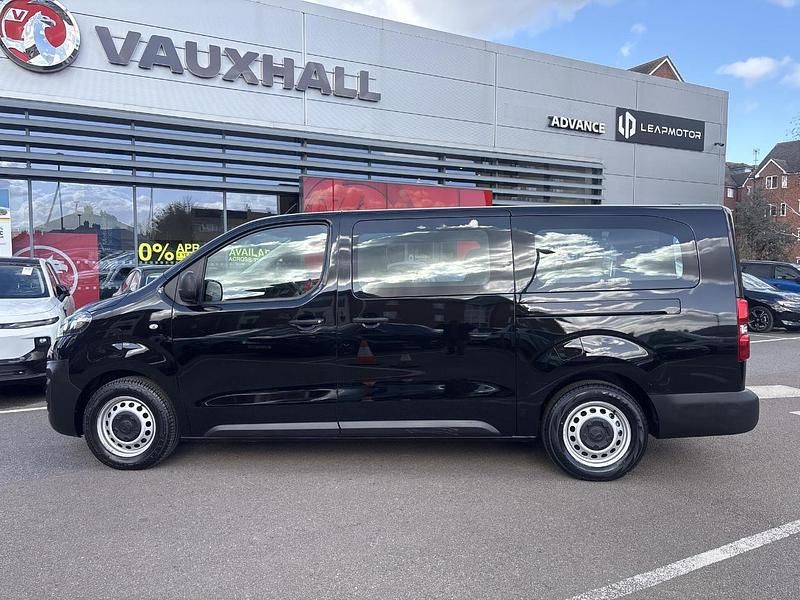 Used Vauxhall Vivaro 98 kW (134 HP) 2023 Black MPV