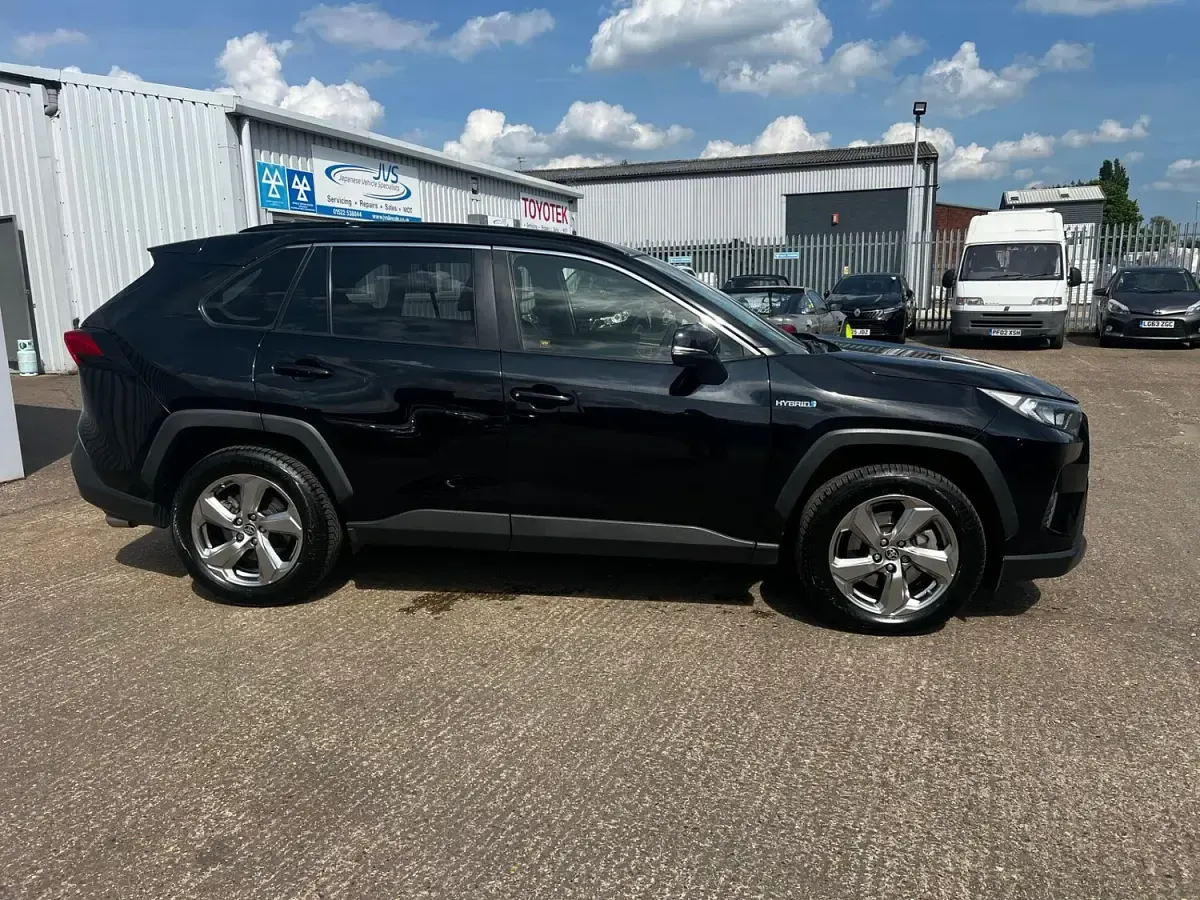 Used Toyota RAV4 Design 2019 Black SUV