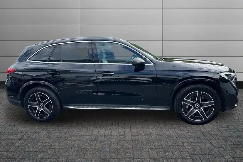 Used Mercedes GLC300 AMG line 277 HP (203 kW) 2025 Obsidian black SUV