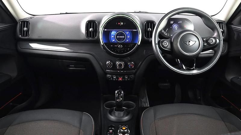 Usado Mini Cooper Countryman Classic 134 CV (98 kW) 2021 Negro SUV